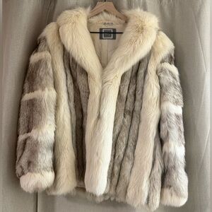Luxurious Genuine Blue Fox and Shadow Fox Fur Saga Fox Coat